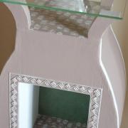 Moulure sur meuble en carton